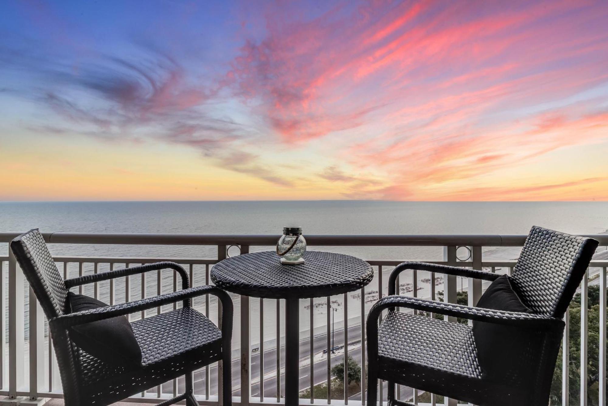 Gorgeous Oceanview 3Br Luxury Condo - Latitude Gulfport Exterior foto